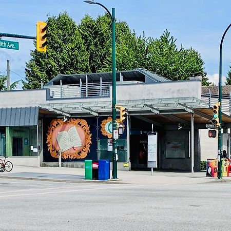 2Br 1.5Ba Full Kitchen Private Guest House - Free Parking - Central Location Vancouver Exterior photo